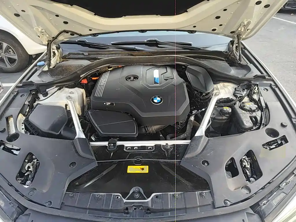BMW 5 Series New Energy — миниатюра 20