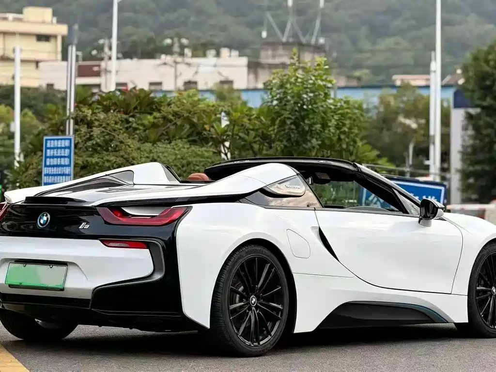 BMW i8 — миниатюра 9