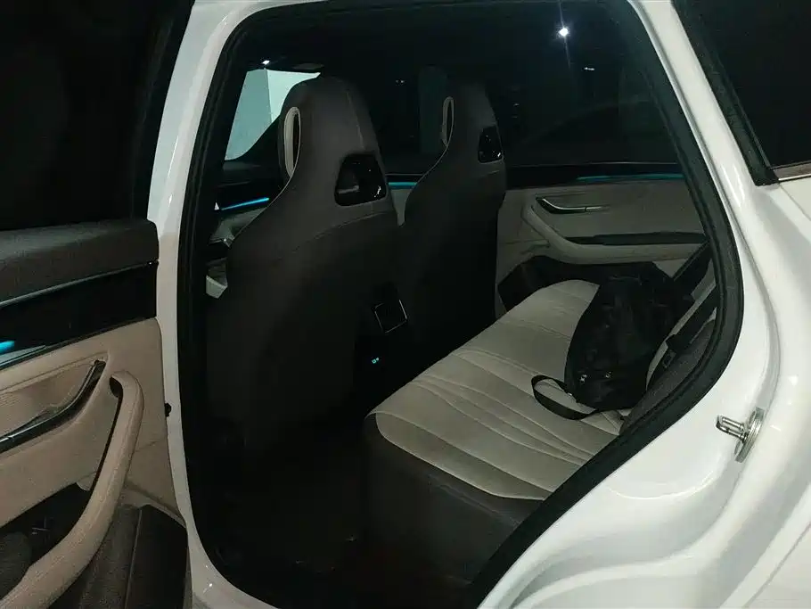 BYD Song Plus PLUS 2025 DM-i 112KM Luxury