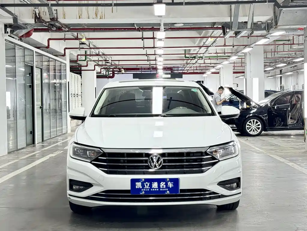 Volkswagen Sagitar — миниатюра 2
