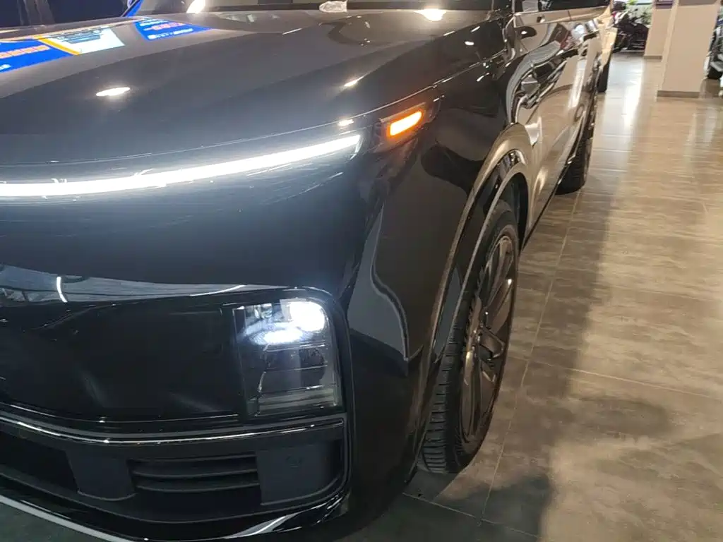 Li Auto Li L9 — миниатюра 24