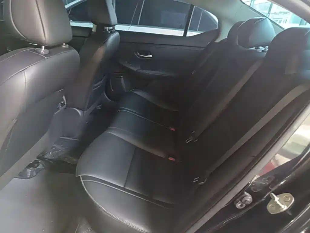 Nissan Sylphy — миниатюра 17