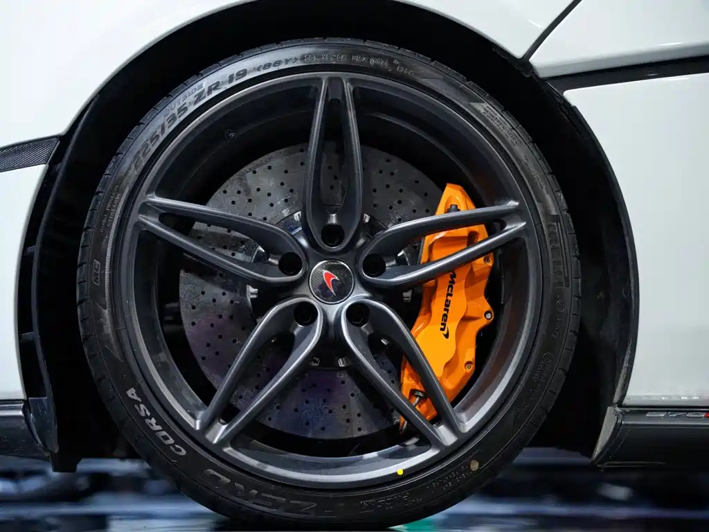 McLaren 570 — миниатюра 9