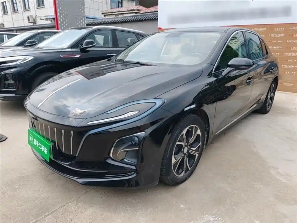 Hongqi Hongqi E-QM5 2023