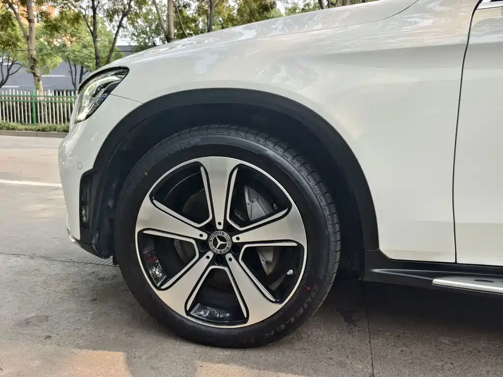 Mercedes-Benz GLC — миниатюра 5