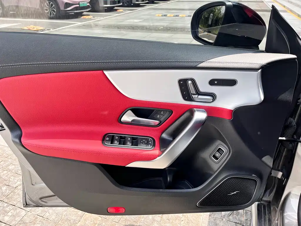 Mercedes-Benz CLA A MG 2023 AMG CLA 35 4MATIC
