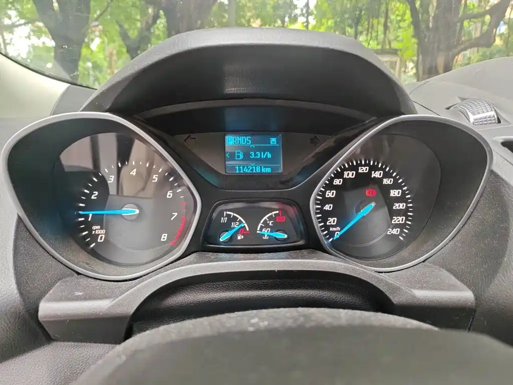 Ford Kuga — миниатюра 12