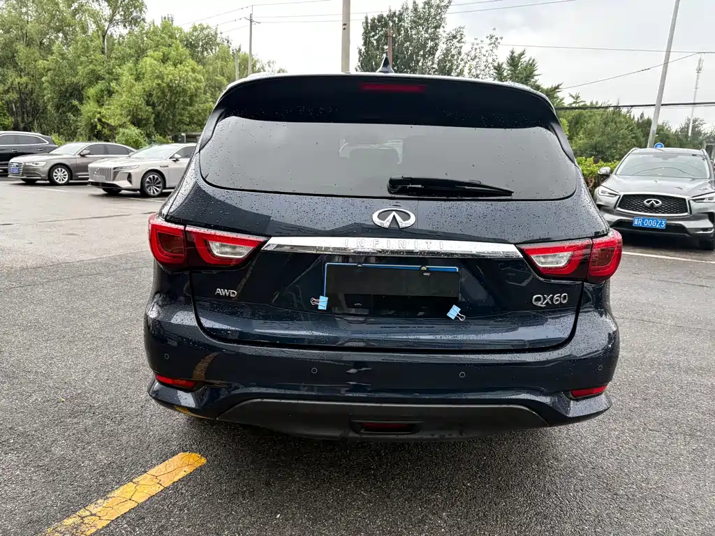 Infiniti QX60 (Import) — миниатюра 4