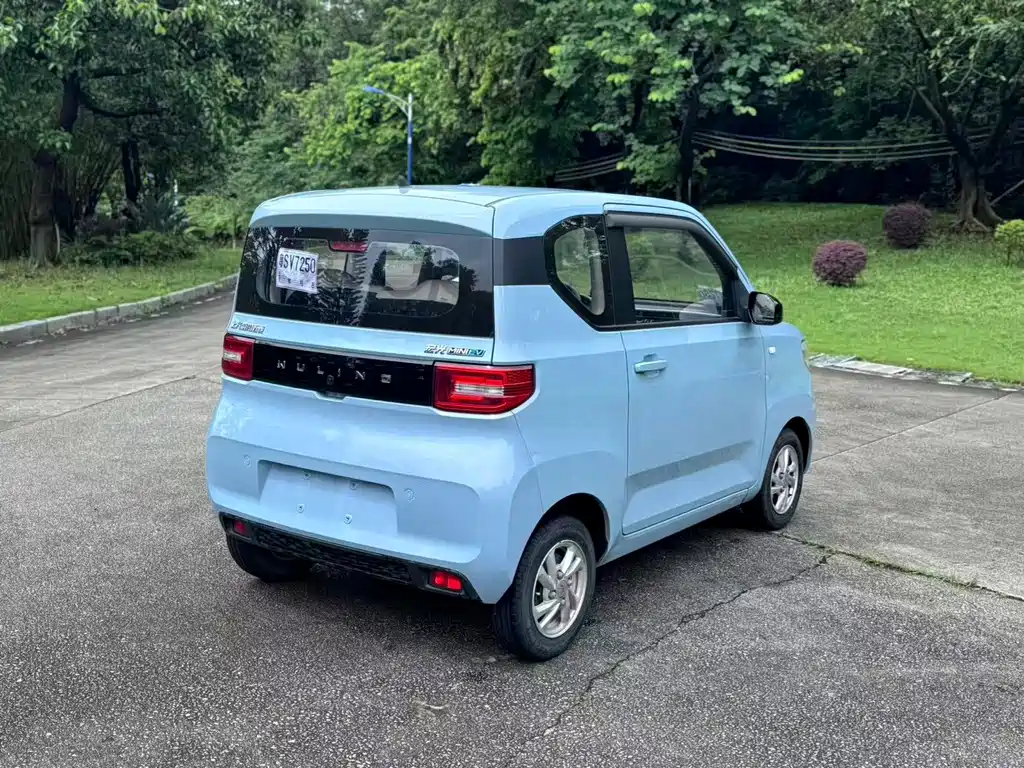 Wuling MINIEV — миниатюра 10