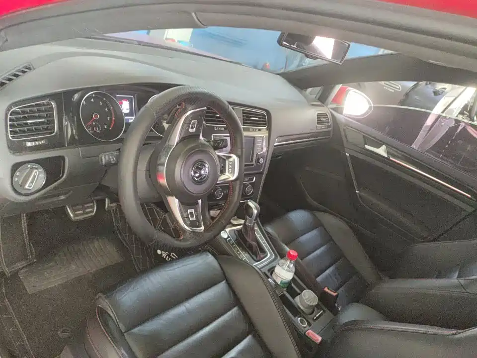 Volkswagen Golf GTI — миниатюра 3