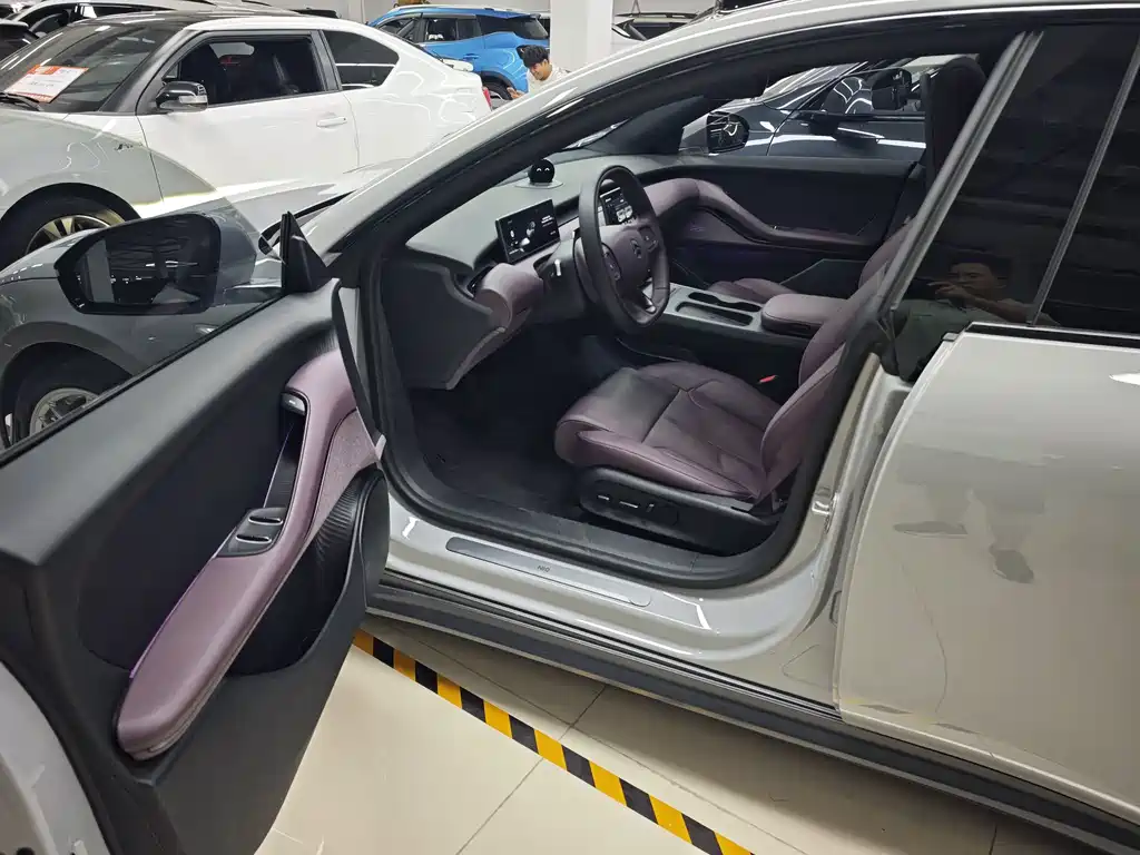 NIO ET5T — миниатюра 6