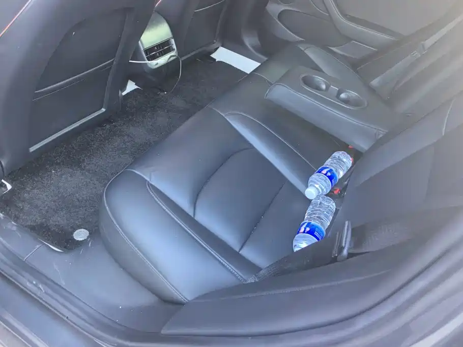 Tesla Model 3 — миниатюра 11