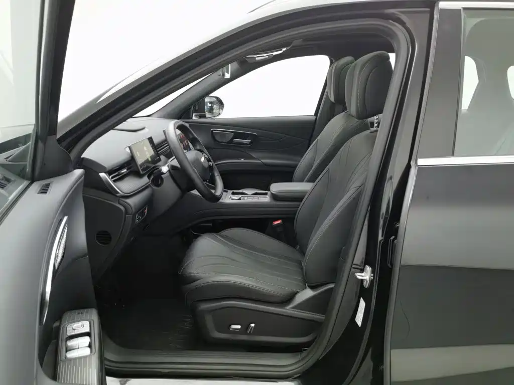 Chery Tiggo 8 — миниатюра 10