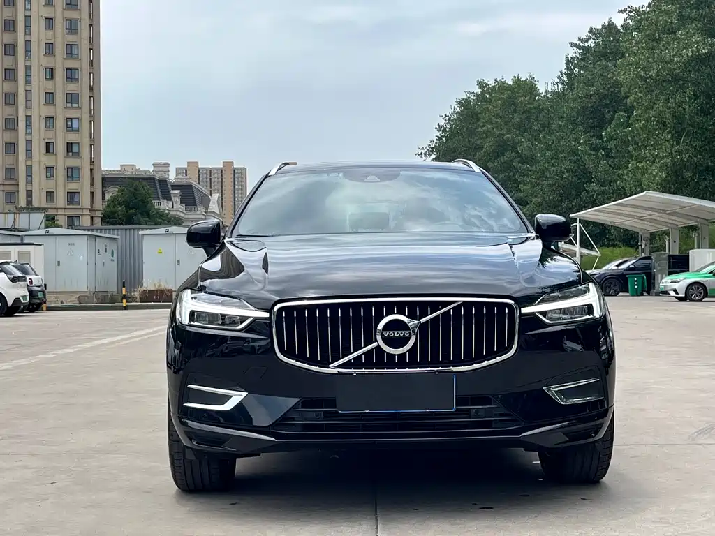Volvo XC60 2021 T5 Luxury