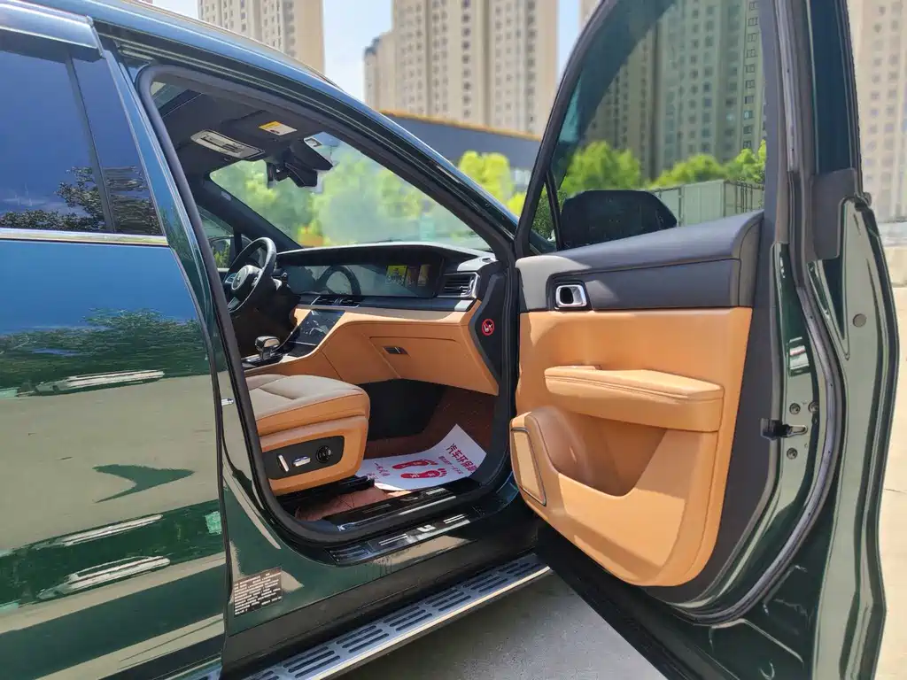 Li Auto ONE 2021 6 мест