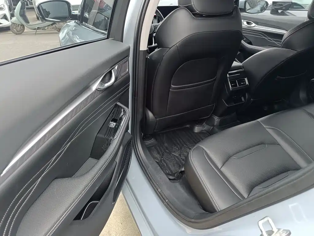 Geely Xingrui — миниатюра 11