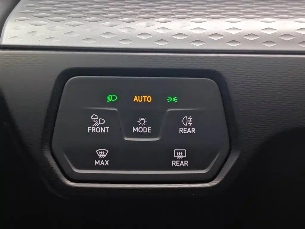 Volkswagen ID.6 X — миниатюра 21