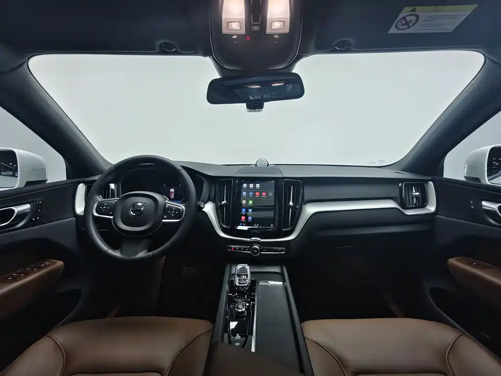 Volvo XC60 — миниатюра 10