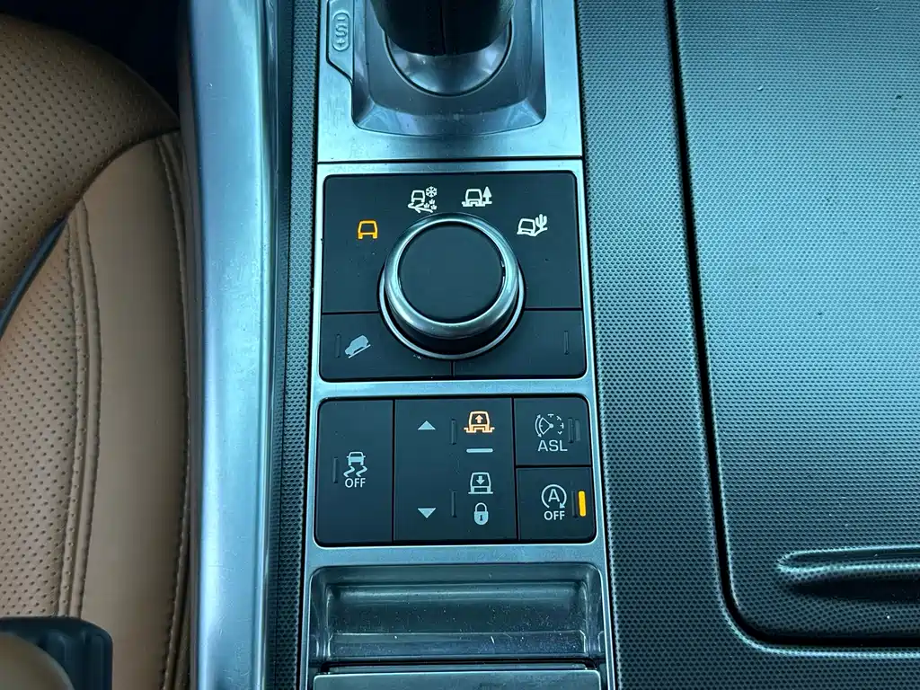 Land Rover Sport — миниатюра 9