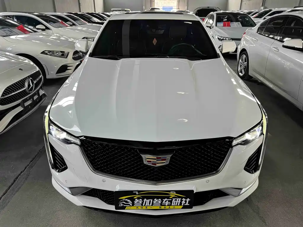 Cadillac CT4 — миниатюра 2