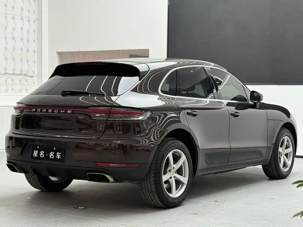 Porsche Macan — миниатюра 6