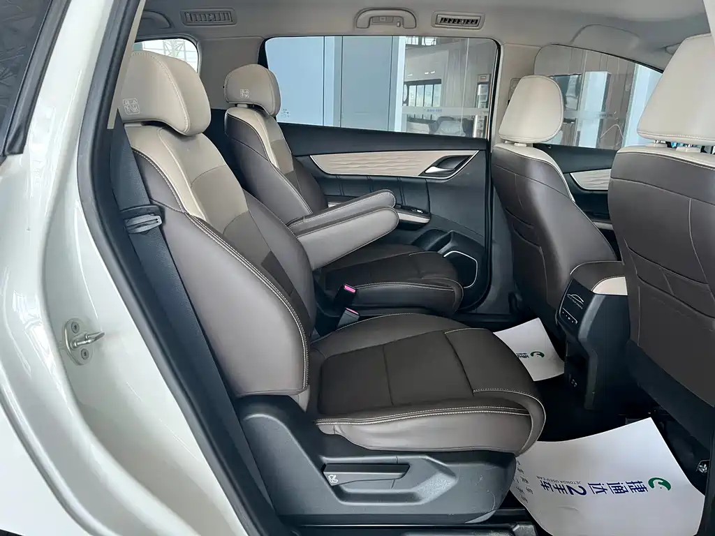 BYD Song MAX MAX 2022 DM-i 105KM Executive