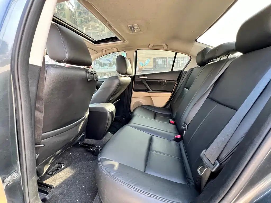 Mazda 3 Xingcheng — миниатюра 6
