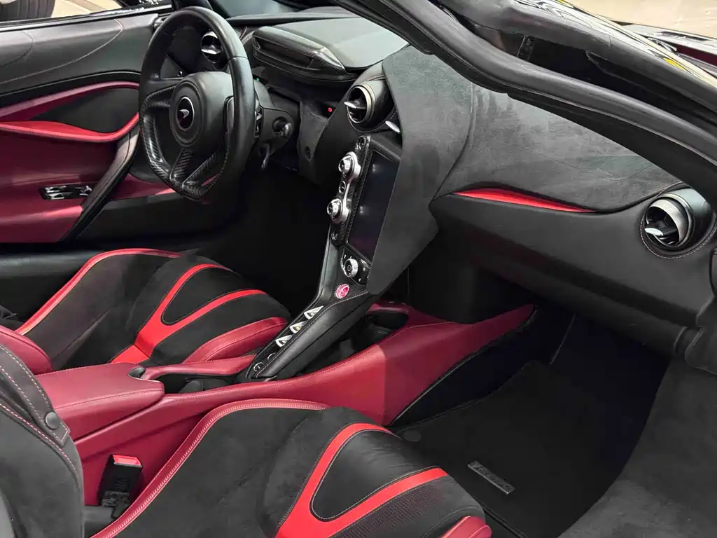 McLaren 720S — миниатюра 6