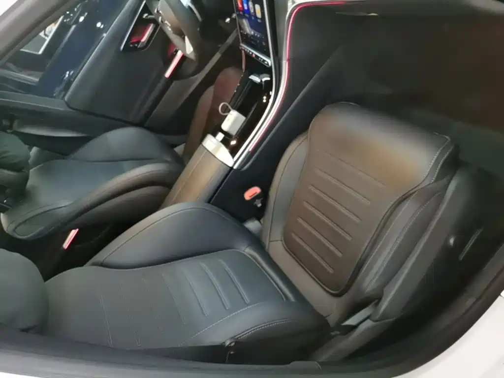 Mercedes-Benz C-Class New Energy — миниатюра 25