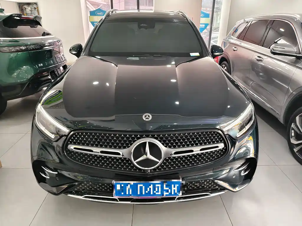 MERCEDES-BENZ  GLC