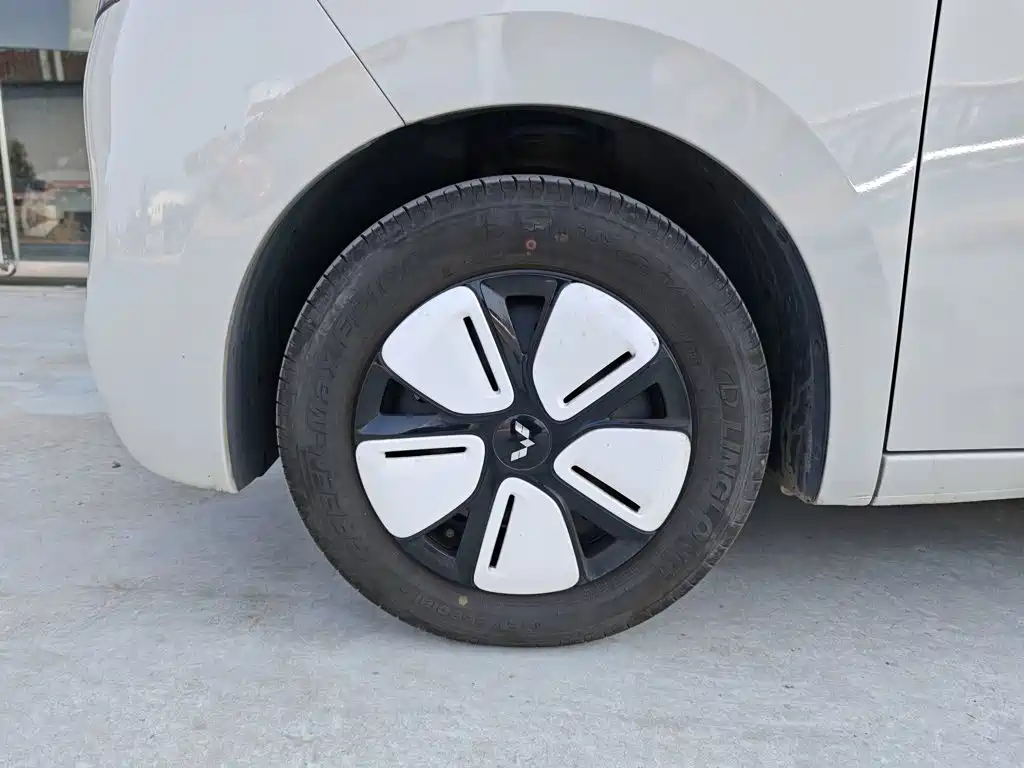Wuling MINIEV — миниатюра 23