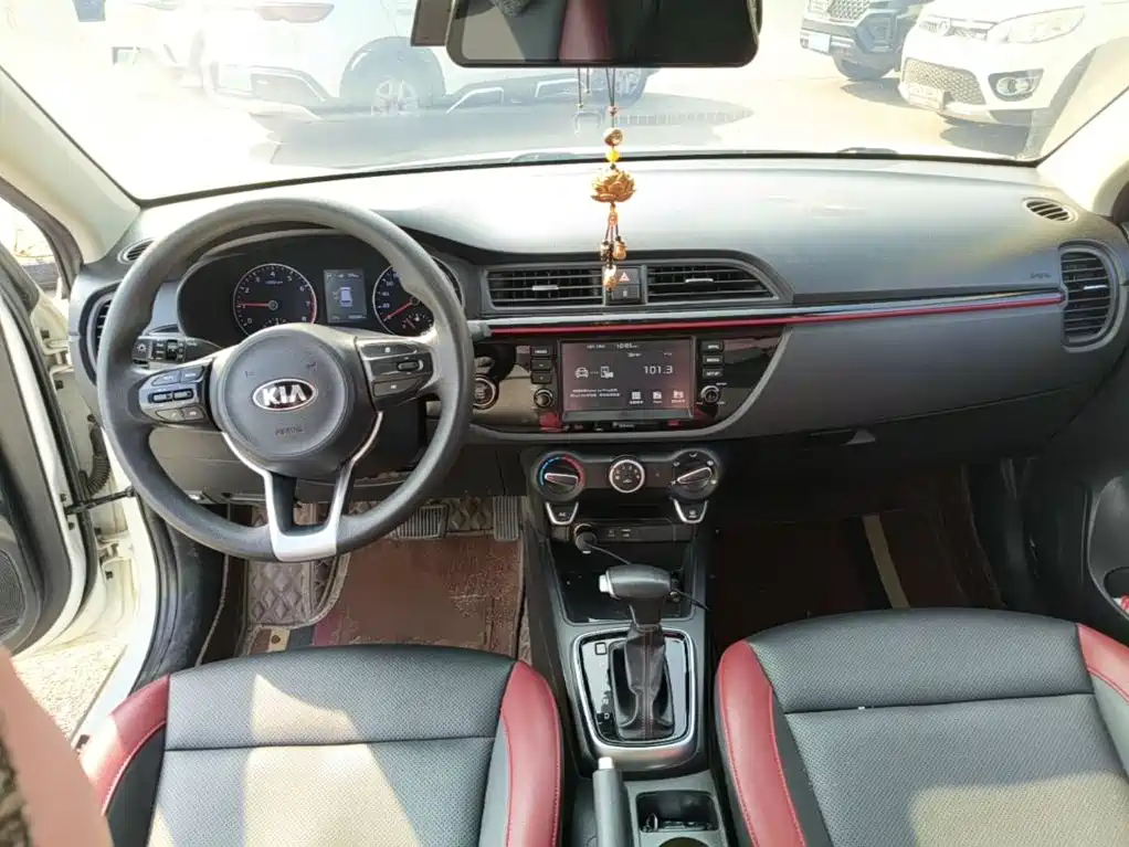 Kia KX Cross — миниатюра 10