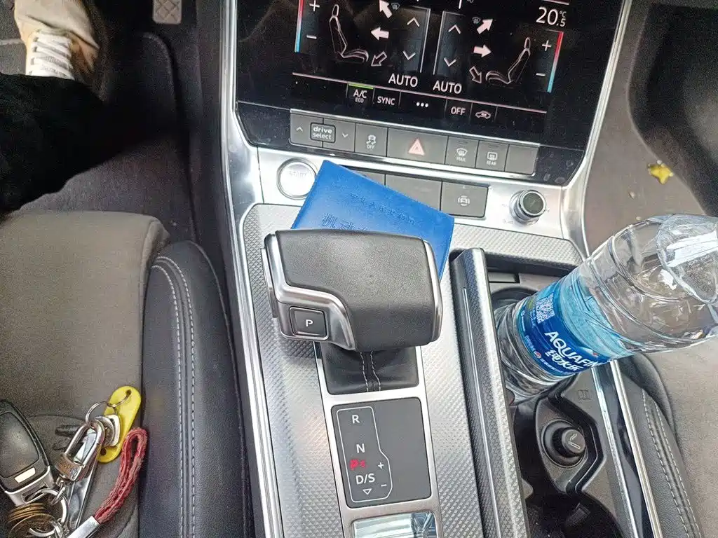 Audi A6L — миниатюра 7