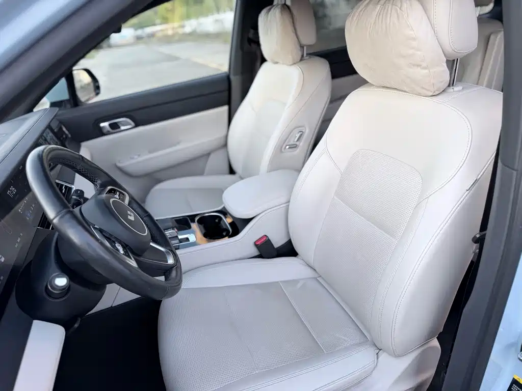 Li Auto Li ONE — миниатюра 13