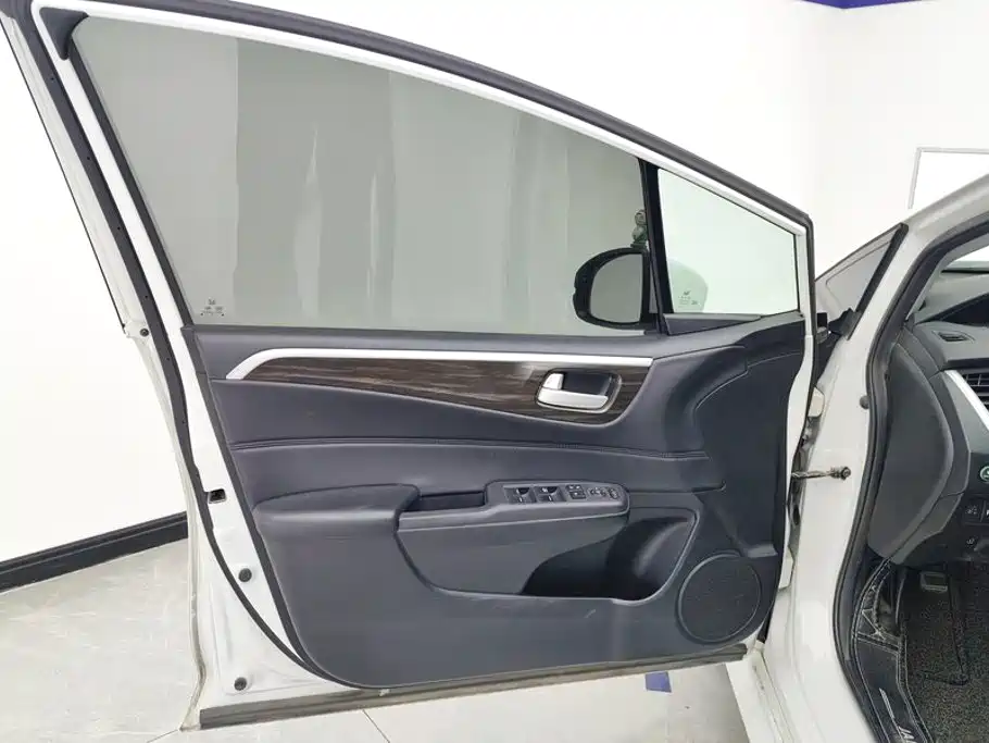 Honda Jade — миниатюра 7