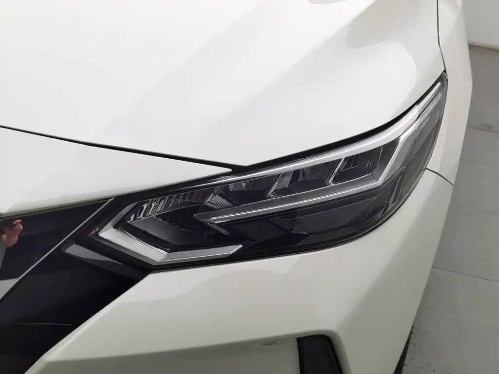 Nissan Sylphy — миниатюра 7