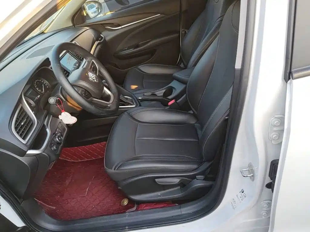Buick Excelle — миниатюра 15