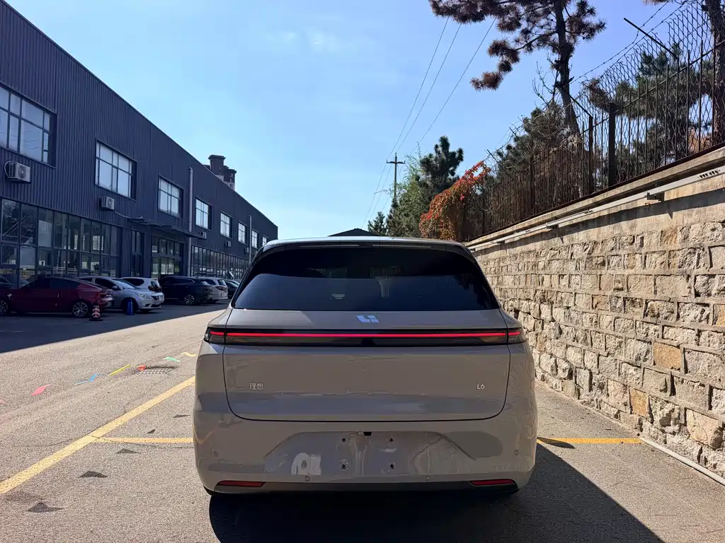 Li Auto Li L6 — миниатюра 8
