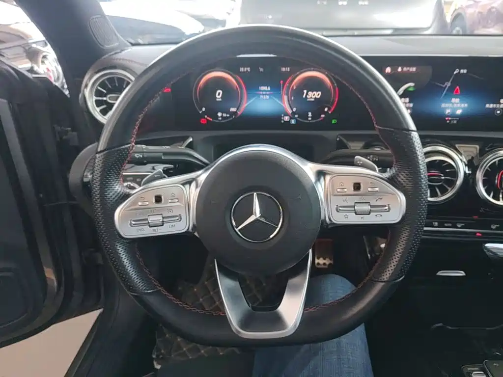 Mercedes-Benz CLA (Import) — миниатюра 11