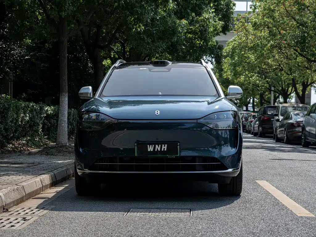 Aito M9 2024 Max 42kWh 6 мест