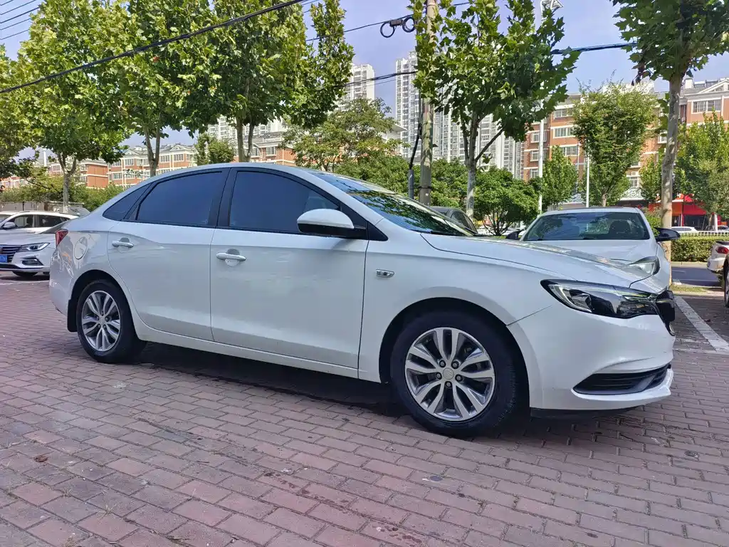 Buick Excelle — миниатюра 16