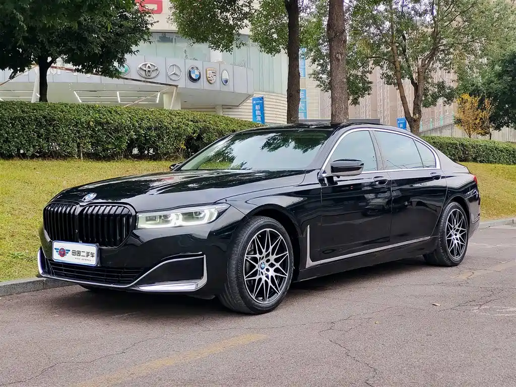 BMW 7 SERIES