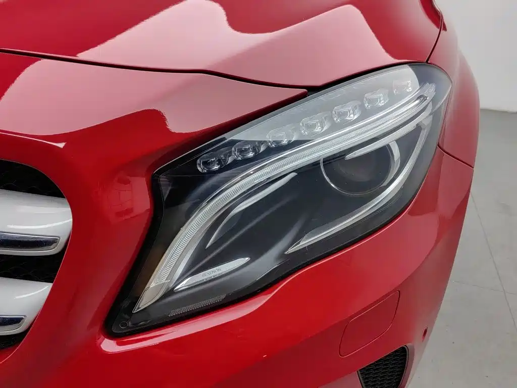 Mercedes-Benz GLA — миниатюра 7