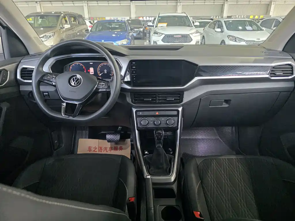 Volkswagen T-Cross — миниатюра 9