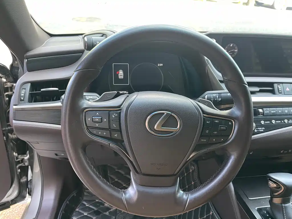 Lexus ES — фотографии объявления, Фото 5