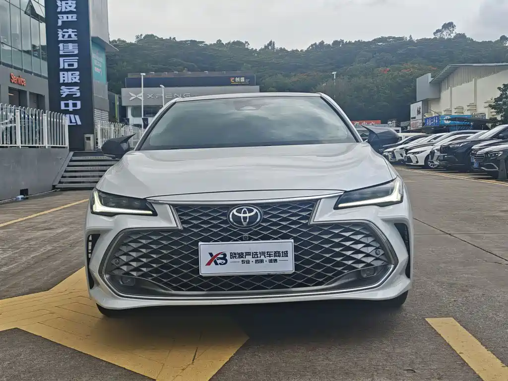 Toyota Avalon 2024 2.5L XLE Luxury