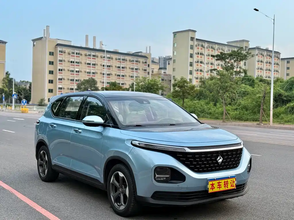 Baojun RM-5 — миниатюра 3