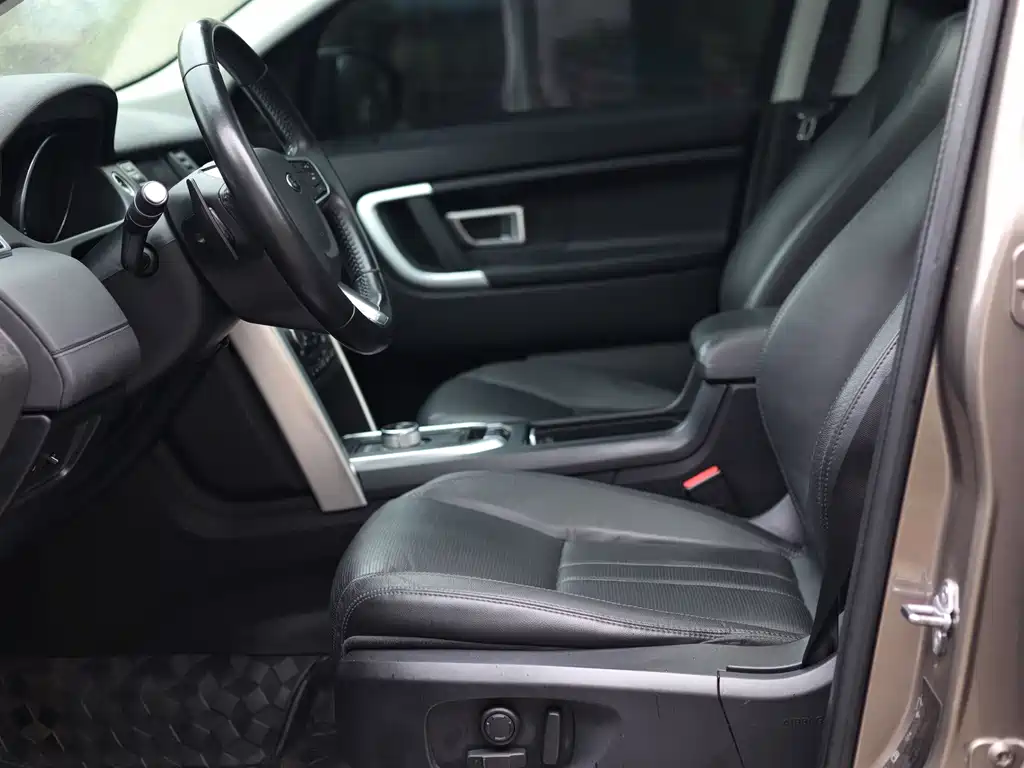 Land Rover Discovery Sport — миниатюра 22