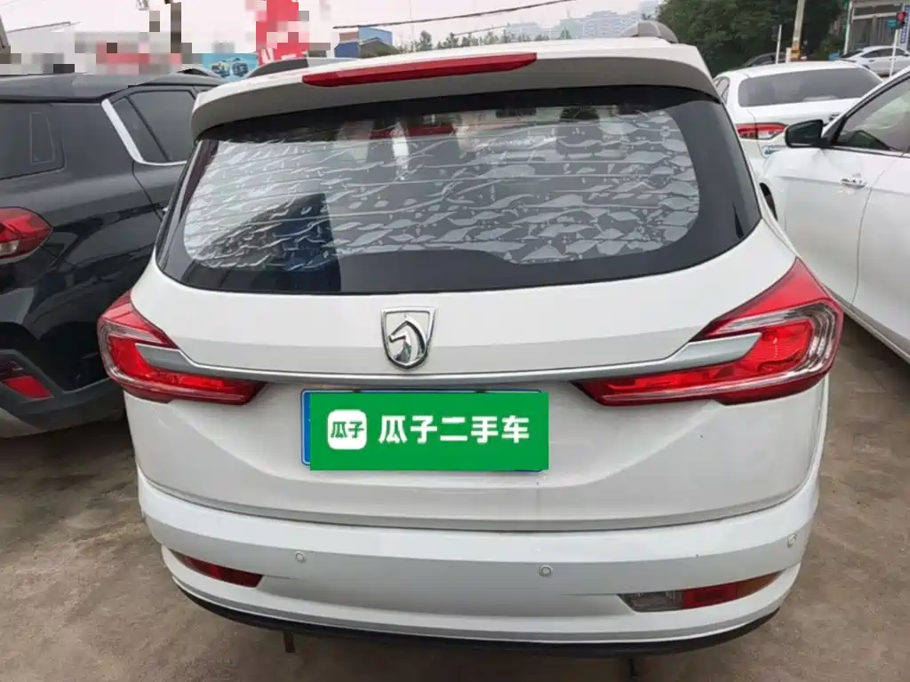 Baojun 310W — миниатюра 6