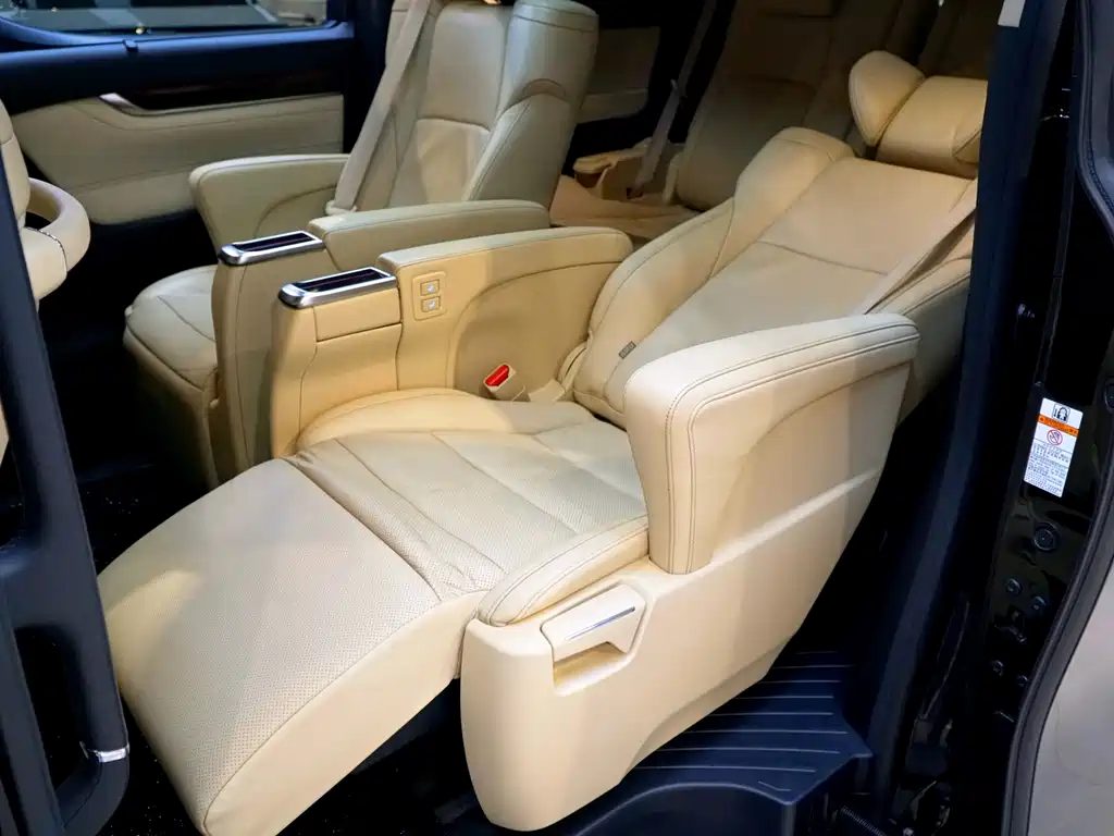Toyota Alphard 2015 3.5L Luxury